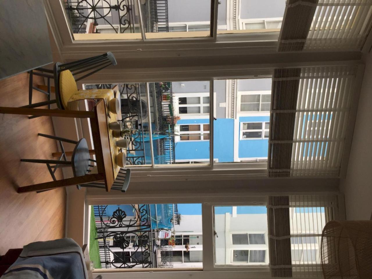 Striking Seaside One Bed Balcony Flat In Brighton Apartment Exterior photo